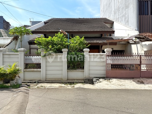 Rumah Lama Hitung Tanah Lokasi Prime Tanjung Duren Jakarta Barat