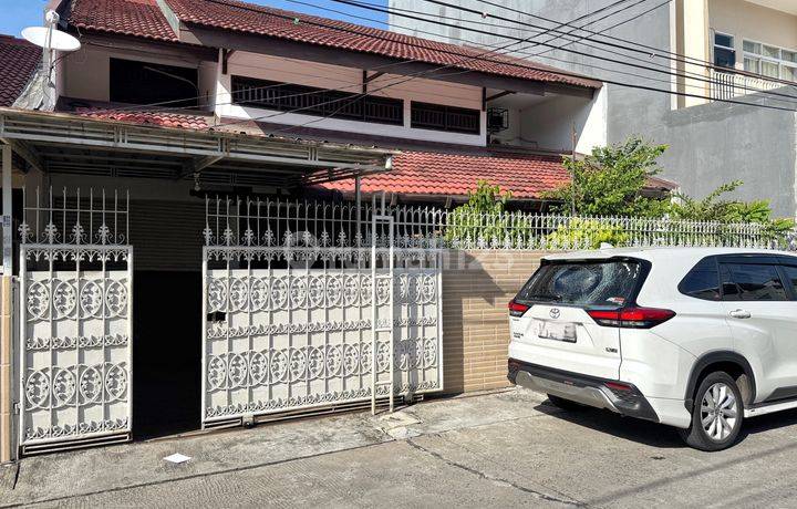 Rumah 2lt Siap Huni Row Jalan 3mobil Duri Kepa Dekat Tanjung Duren Jakarta Barat