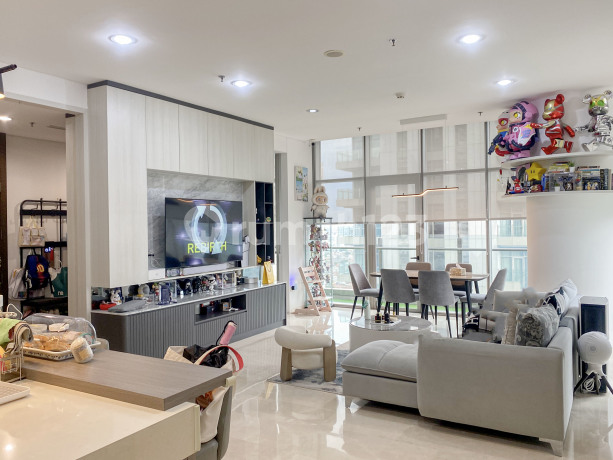 Dijual Murah Unit 3BR Double Private Lift Siap Huni di Verde Two fasilitas lengkap