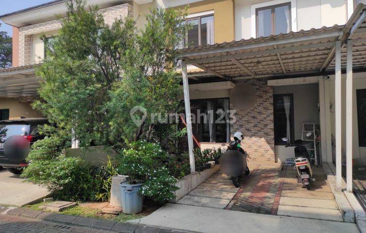 Dijual rumah Premier Serenity semi furnish, Bekasi Timur
