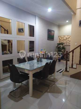 2-Story Fully Furnished House in Bojong Koneng Makmur 2-Story Fully Furnished House in Bojong Koneng Makmur