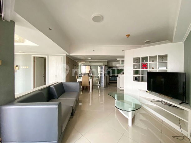 Disewakan Apartemen 3 BR Aryaduta Semanggi / Sudirman Tower Condominium STC Jakarta Selatan