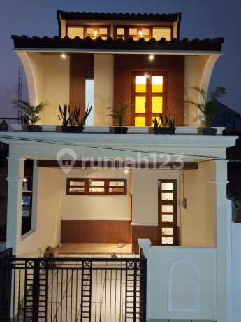 Rumah Renovasi Bagus Siap Huni Lokasi Jombang Bintaro Rumah Renovasi Bagus Siap Huni Lokasi Jombang Bintaro