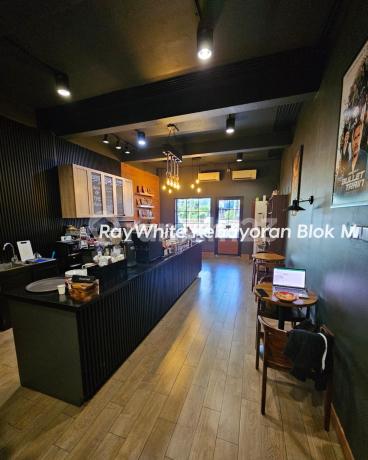 Dijual Ruko Gandeng 3,5 Lantai di Jl. Warung Buncit Raya LT 172 M2 LB 350 M2 Rp 10M Dijual Ruko Gandeng 3,5 Lantai di Jl. Warung Buncit Raya LT 172 M2 LB 350 M2 Rp 10M