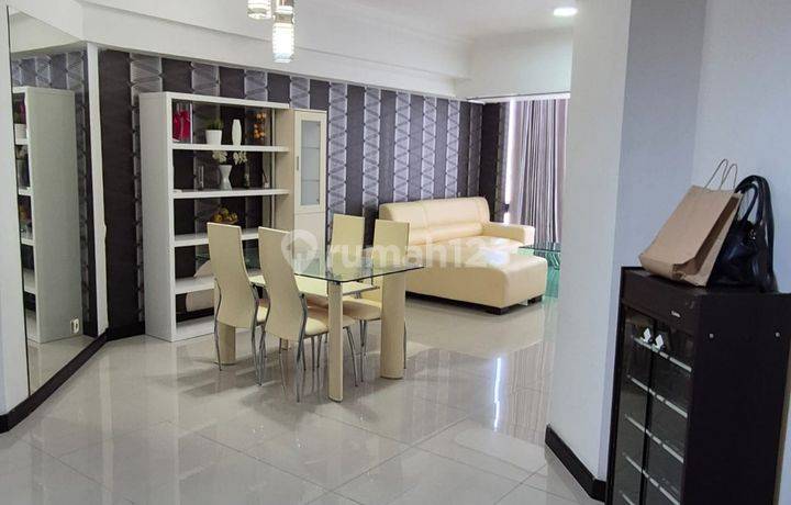 Dijual Cepat Bagus, Rapih, Nyaman 2 Kamar Kondominium Taman Anggrek