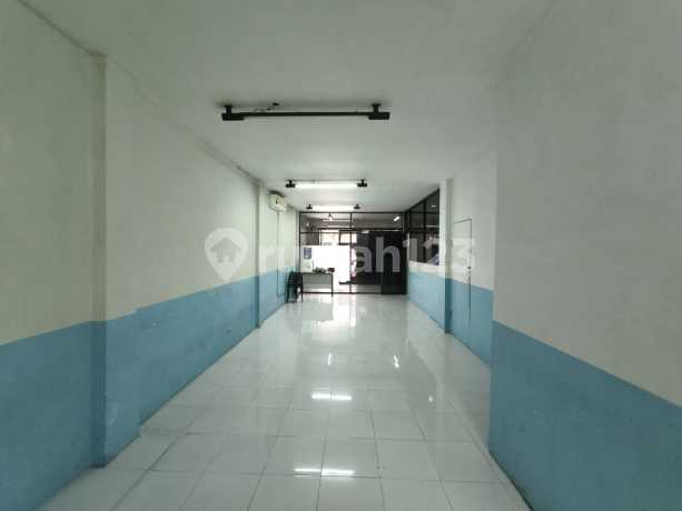 Siap Huni, Ruko, 2 Lantai, Wonokitri Indah. Area Parkir Luas. Cocok untuk Kantor. Siap Huni. Murah. Nego Siap Huni, Ruko, 2 Lantai, Wonokitri Indah. Area Parkir Luas. Cocok untuk Kantor. Siap Huni. Murah. Nego