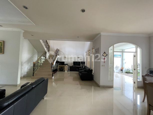 neat luxury house magnolia cluster alam sutera near laurensius school