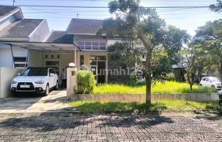Rumah Istimewa Hunian Eksklusif Panorama Banjaran Ngaliyan