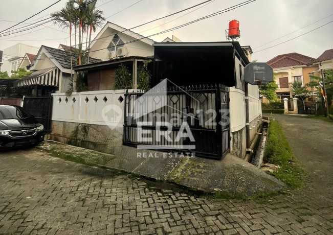 Dijual Rumah Hoek Di Bintaro Sektor 5