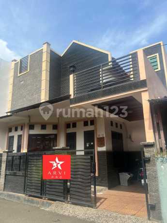 Dijual Rumah 2 Di Komplek Taman Kota Bekasi Dijual Rumah 2 Di Komplek Taman Kota Bekasi
