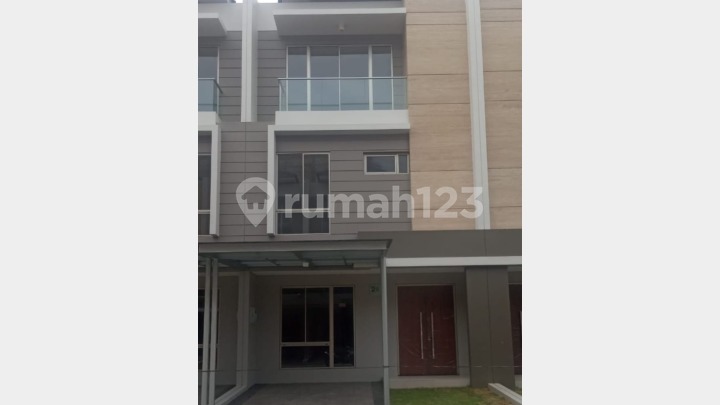 Dijual Rumah Golf Island Pik Uk 6X12,5 3+1 Kt Hadap Barat Daya