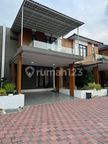 Dijual Rumah Mewah Full Furnished di J City