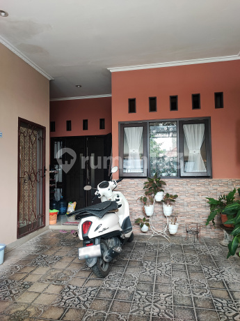 Termurah! Rumah Bonus Toko, Harapan Kita Karawaci, Row Jalan Besar 4 Mobil! Cocok untuk Dijadikan Rumah Kost Termurah! Rumah Bonus Toko, Harapan Kita Karawaci, Row Jalan Besar 4 Mobil! Cocok untuk Dijadikan Rumah Kost