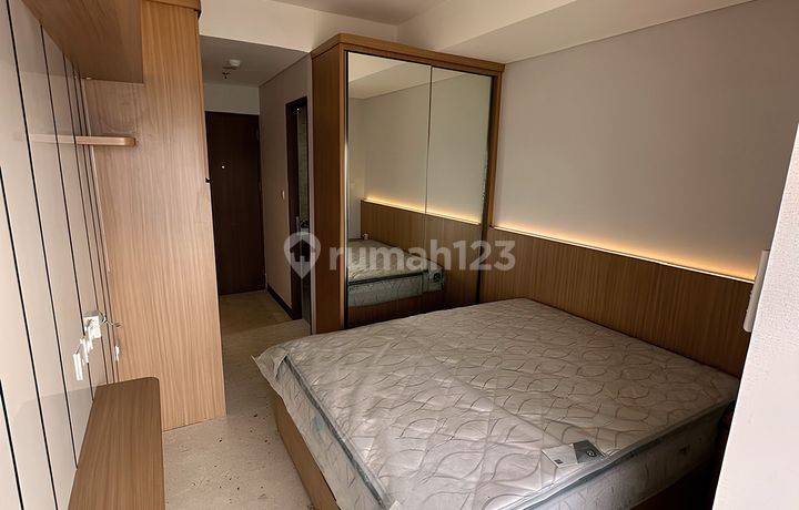 Turun Harga Dibawah Ppjb Apartemen Studio Baru B Residence Bsd Furnished