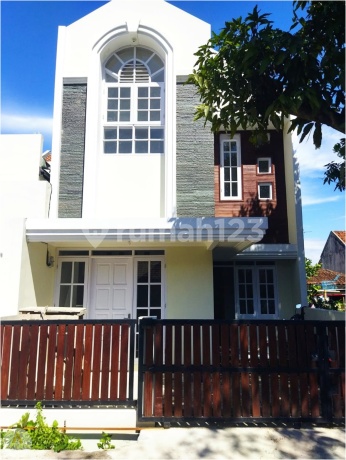 Rumah 2 Lantai Cibiru Indah Bandung