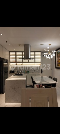 Dijual apartment CBD Pluit emporium mall tower Akasia 3 kamar luas 111 m2