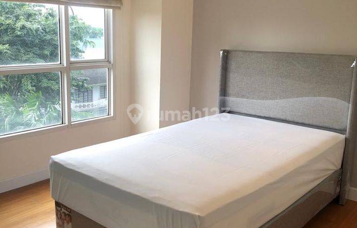 Dijual Somerset berlian 2 BR permata hijau Kebayoran lama south tower uk 122 sqm full furnished 