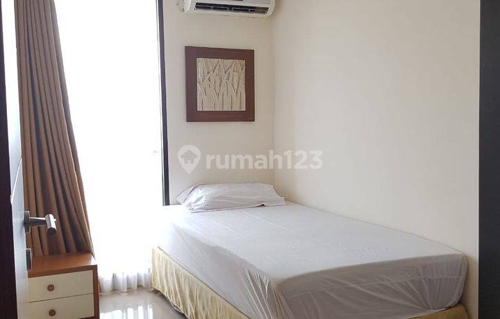 Beverly Dago Apartement 1 BR Furnished Bagus
