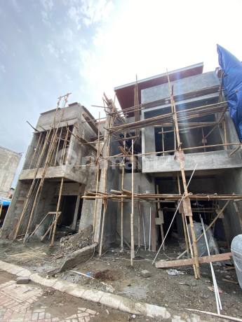 rumah lebar 10 meter nempel cilandak town square jakarta selatan south quarter rumah lebar 10 meter nempel cilandak town square jakarta selatan south quarter