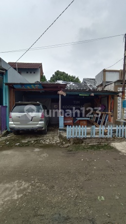 Dijual Rumah Hitung Tanah di Villa Bekasi Indah 2