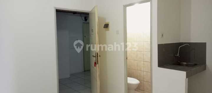 APARTEMEN 1BR DI MENARA KEBON JERUK, DURI KEPA, JAKARTA BARAT
