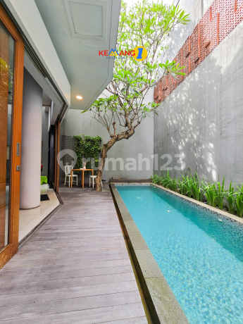 Rumah Cantik Di Kemang Private Pool Dan Rooftop Shm Siap Huni