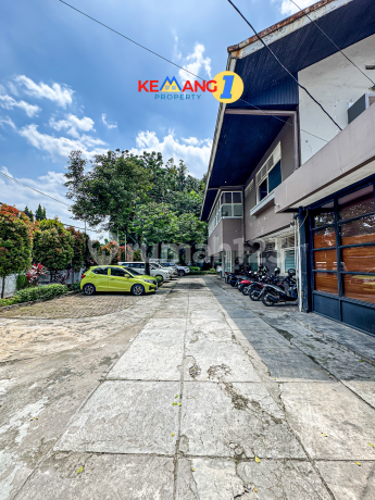 For Sale 2-Story Office House in Prapanca Kebayoran Baru with SHM Hoek