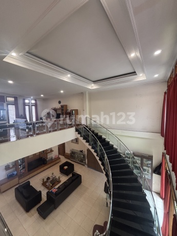 Dijual Rumah Mewah Siap Huni Di Mainroad Mekar Wangi Bandung