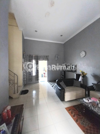 DIJUAL TOWN HOUSE  KOMPLEK TOWN HOUSE THE MANSION GAPERTA - DAERAH TJ GUSTA 