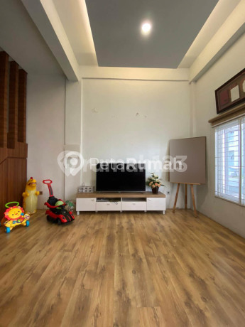 DIJUAL RUKO GANDENG FULL FURNISH KOMPLEK THE RAZTAN PALACE