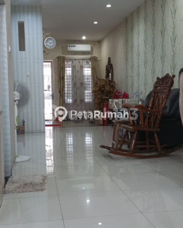 Dijual Villa Komplek Mutiara Palace - Daerah Pancing