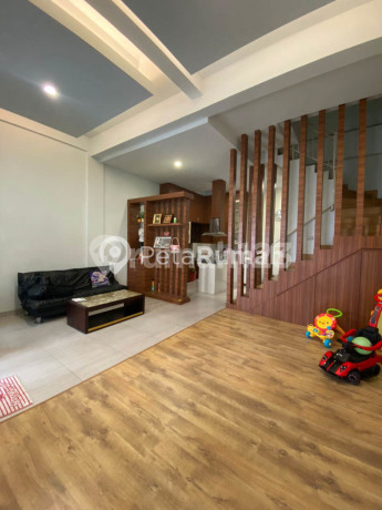 Dijual Ruko Full Furnish Jalan Bangau Komplek The Raztan Palace - Daerah Sunggal Dijual Ruko Full Furnish Jalan Bangau Komplek The Raztan Palace - Daerah Sunggal
