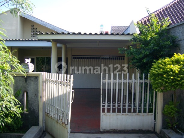 Rumah siap huni komplek Bina Marga Cipayung Jakarta timur