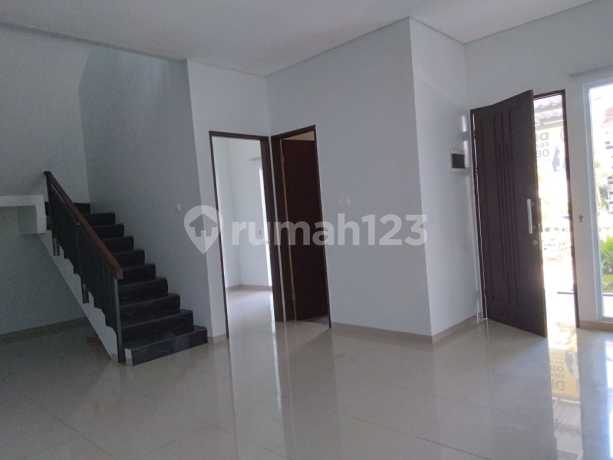 Jual Rumah 2 Lantai Siap Huni di Setra Glory Bandung Utara Jual Rumah 2 Lantai Siap Huni di Setra Glory Bandung Utara