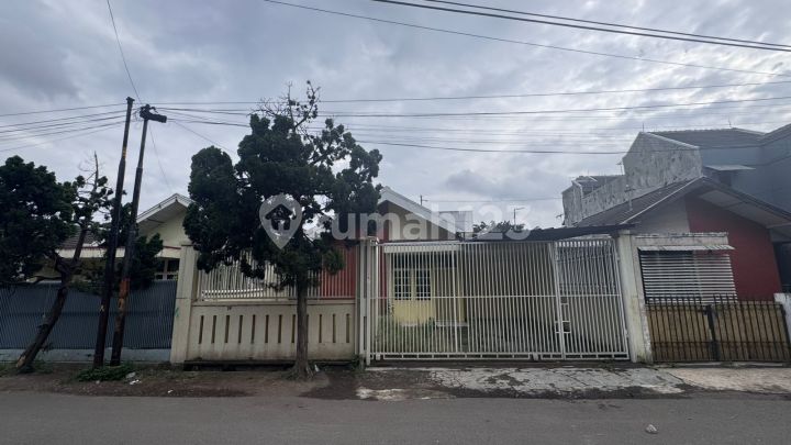 Rumah Terawat Strategis di Situ Aksan Babakan Ciparay Bandung