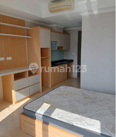 Cheap!! Furnished Studio Apartment Menteng Park Central Jakarta