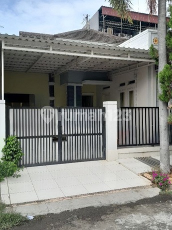 Murah !! Luas 144 Rumah Cluster Aralia Harapan Indah Bekasi