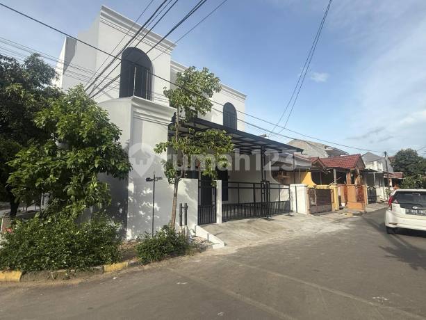 Luxurious 2-Story House in Prima Harapan Regency Bekasi Ready to Occupy Luxurious 2-Story House in Prima Harapan Regency Bekasi Ready to Occupy
