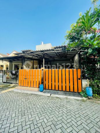 Rumah Daan Mogot Arcadia . Sudah Renovasi. Bagus . Siap Huni 