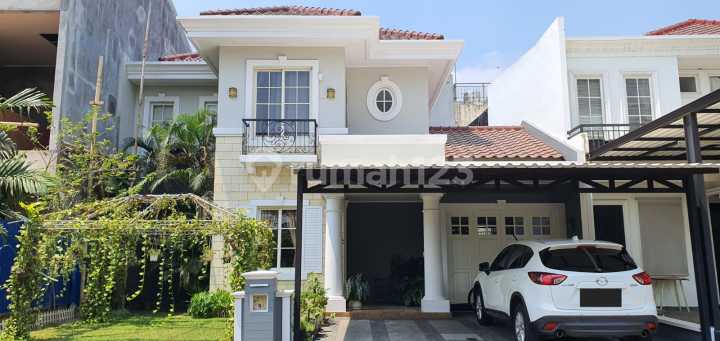 Nice House in Alam Sutera . 2 Floors . Freehold Certificate