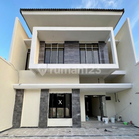 Rumah Baru Mewah Minimalis di Medayu Utara Dekat Oerr Tol Kampus Upn Rumah Baru Mewah Minimalis di Medayu Utara Dekat Oerr Tol Kampus Upn