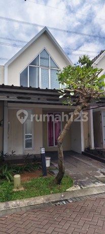 Rumah Dijual Cepat di Virginia Village Gading Serpong Lokasi Strategis Rumah Dijual Cepat di Virginia Village Gading Serpong Lokasi Strategis