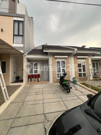 Rumah dijual siap huni di Paradise Serpong City lokasi strategis