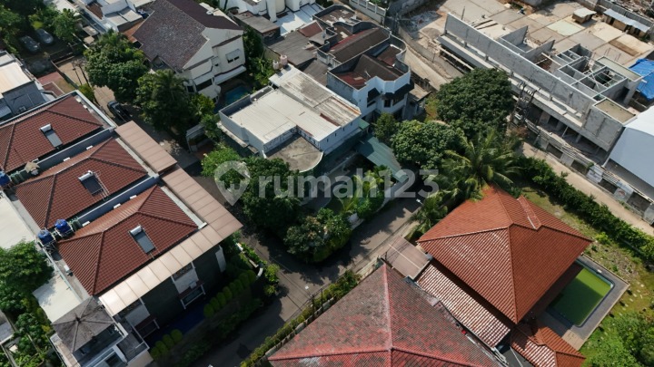 Ready-to-Occupy House in Kemang, Quiet &amp; Flood-Free Neighborhood (Note)