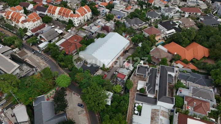 Business Package Street in Kemang - South Jakarta (Nb)