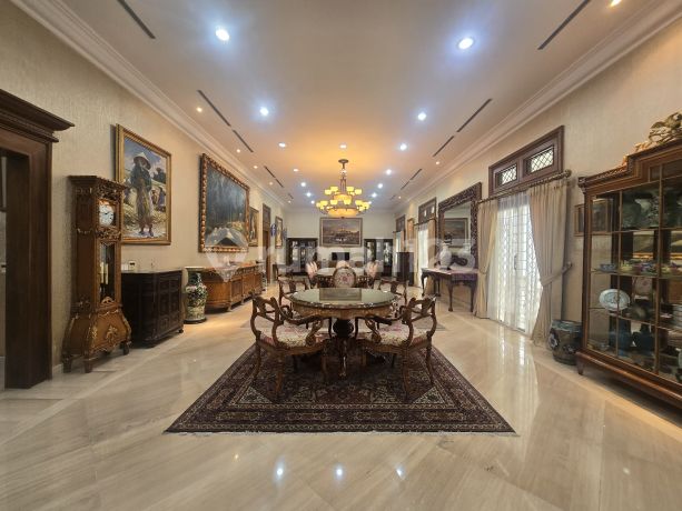 Exclusive Listing - Dijual Rumah Mewah Premium Lokasi Simprug Golf (Sd)