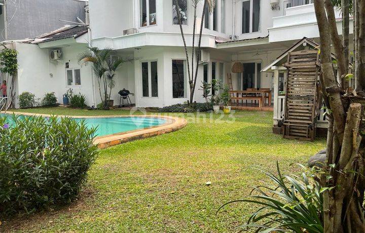 Rumah Cantik Dengan Private Pool Di Town House Executive Paradise Antasari, Cilandak. Harga Negotiable (MM)