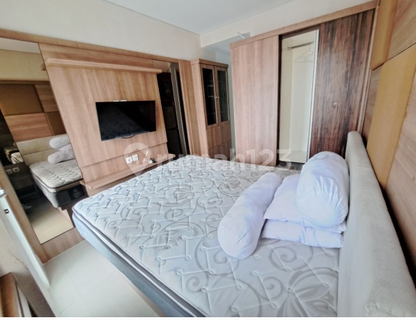 For Rent Madison Park Studio Apartment Very Strategic Location Close to Central Park Mall, Neo Soho, Citra Land