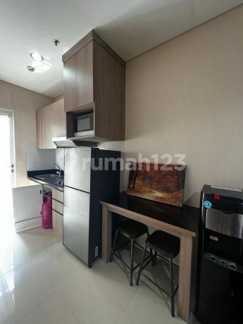 For Rent 1br Madison Park Apartment Furnished Strategic Location Near Central Park Mall, Neo Soho, Mall Taman Anggrek Citra Land And Tarumanegara University, Ukrida Campus, Podomoro University