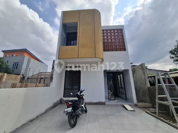 Ready-to-Occupy House Adjacent to Jatiasih Toll Road